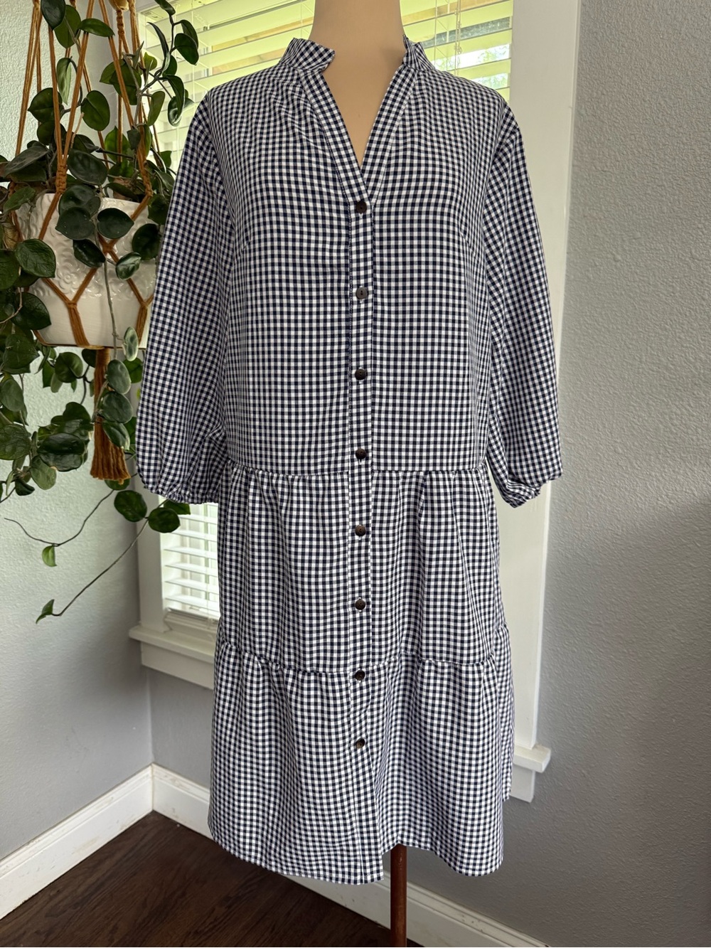 Blue & White Gingham Button-Front Tiered Dress Size Large - Picture 3 of 7